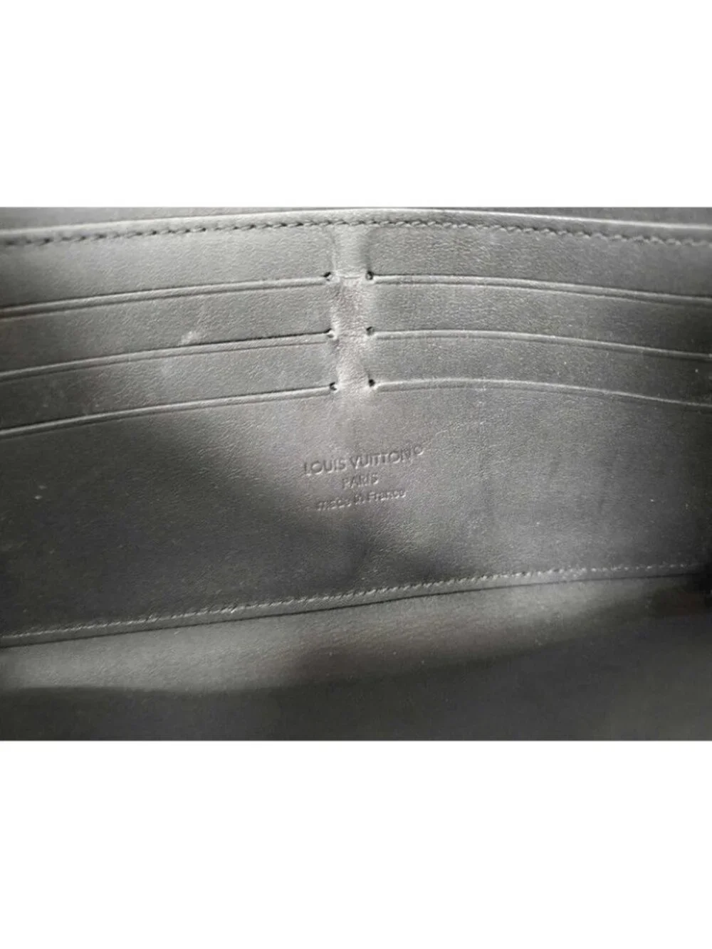 Louis Vuitton Wallet LV Aerogram Zippy Horizontal Black Calf Leather Zip Around
